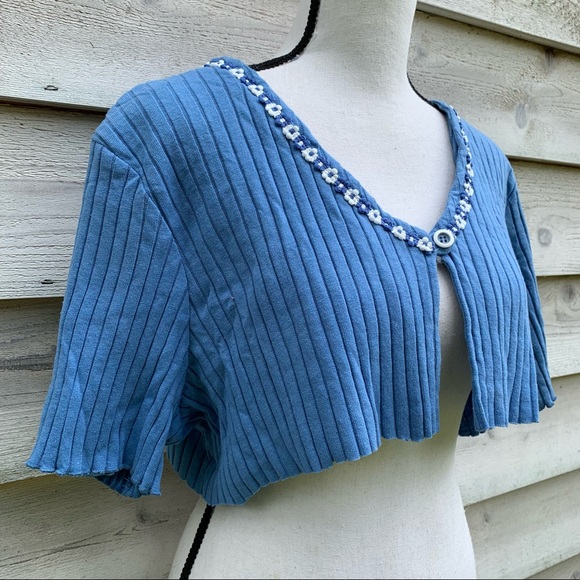 Vintage 90s Blue Solid Print Floral Crochet V-Neck Ribbed Short Sleeve Crop Top - Picture 4 of 16